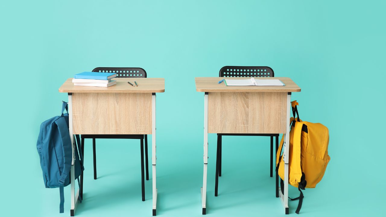 Bangku Sekolah: Fungsi, Jenis, dan Peranannya dalam Dunia Pendidikan